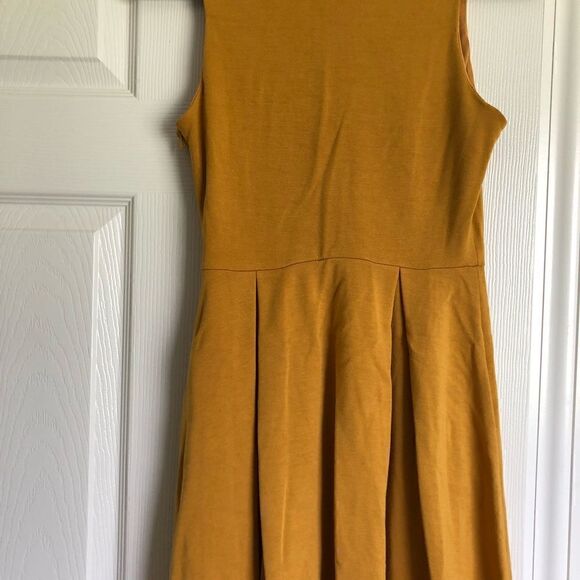 Mustard Yellow sleeveless dress size M - Picture 4 of 6